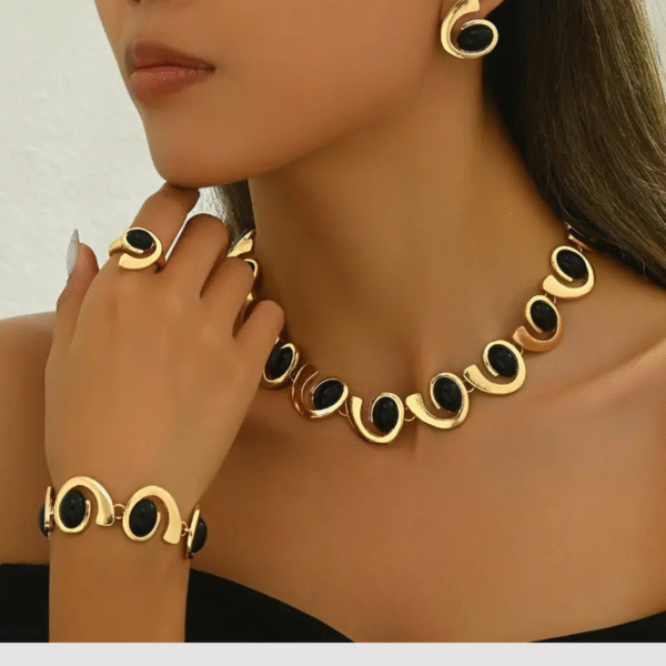 5pcs Women’s Black Geometric Jewelry Set
