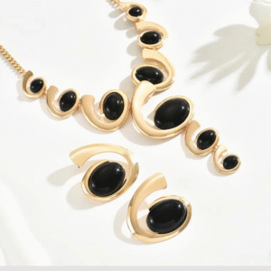 Two-Piece Women’s Black Rhinestone Jewelry Set