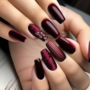24pcs Dark Red Floral Stripe Fake Nails – Sweet, Cool & Versatile, EU/US Style