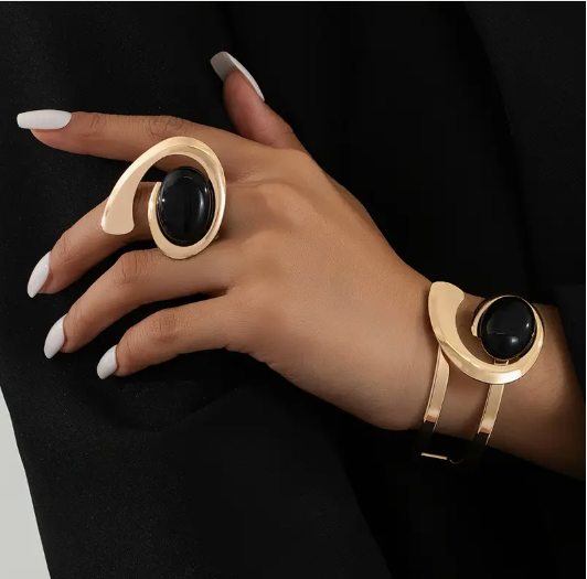 2-Piece Women’s Bohemian Bracelet & Ring Set – Punk Style Jewelry